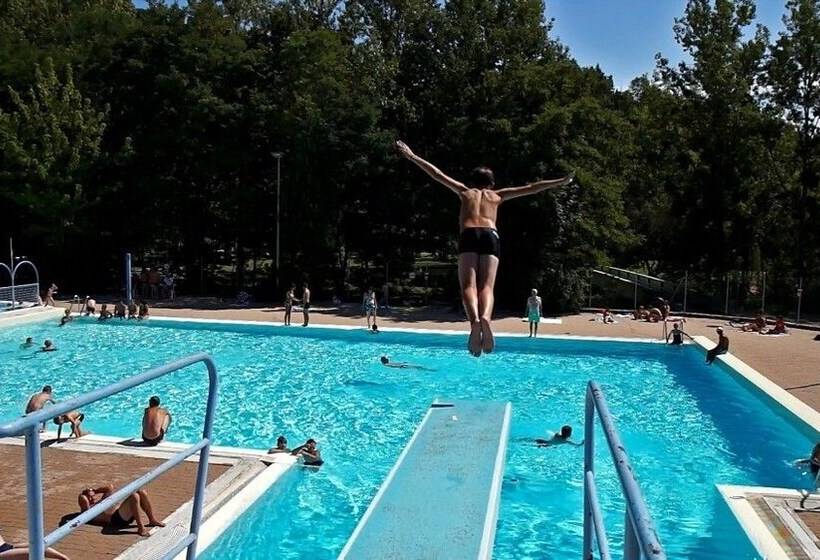 בית מלון כפרי Camping Le Paisserou