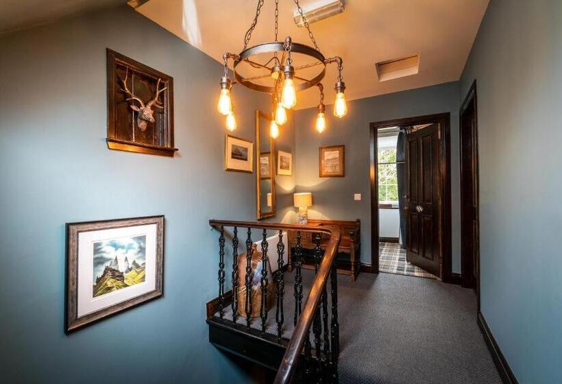 호텔 Edinbane Lodge