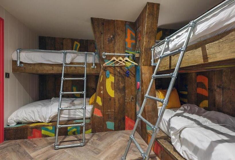 בית מלון כפרי Ffolkes Arms