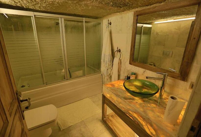 هتل Iris Cave Cappadocia