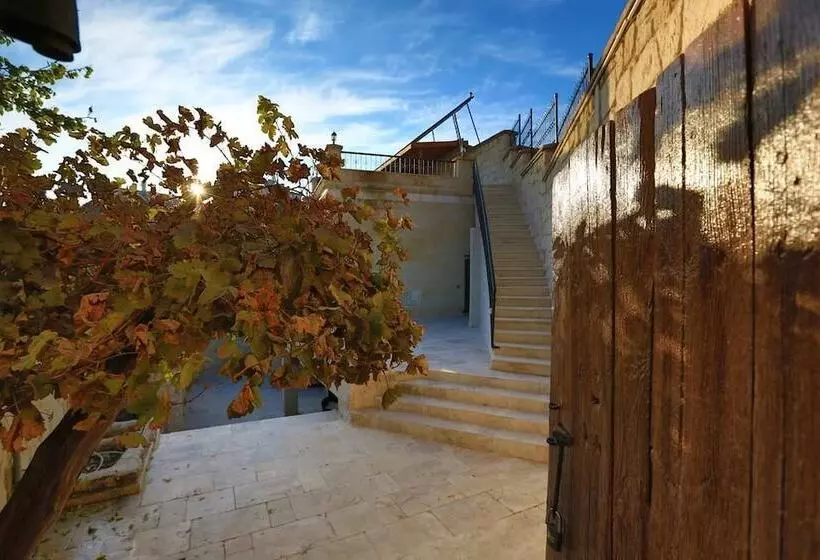 ホテル Iris Cave Cappadocia