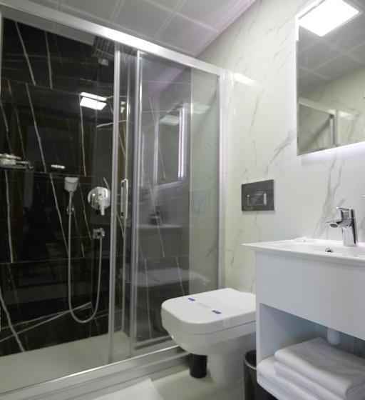 ホテル Kartal Palace Taksim Square Fami̇ly