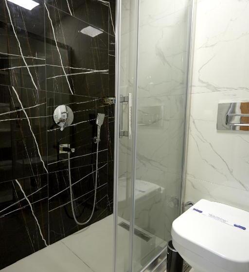 ホテル Kartal Palace Taksim Square Fami̇ly