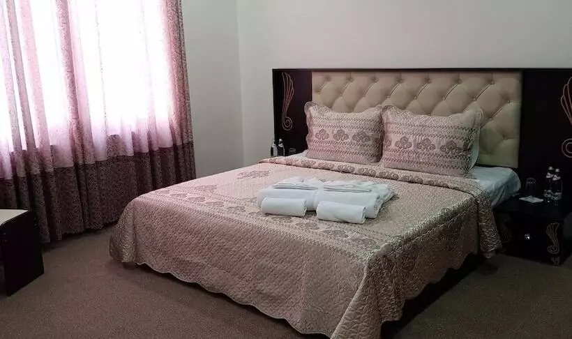 هتل Khujand Star