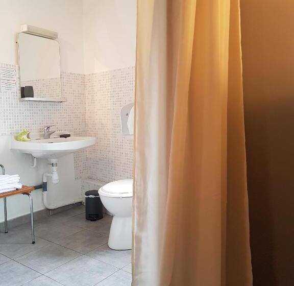 Отель Le Saint Jean