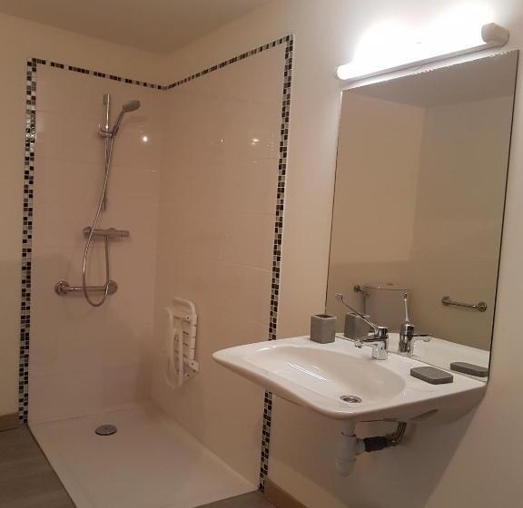 Отель Le Saint Jean