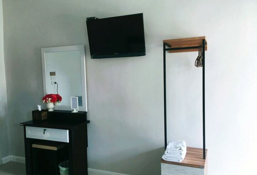 Отель Muang Loei Airport