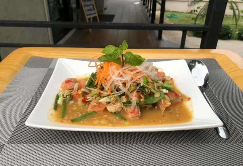 Отель Muang Loei Airport