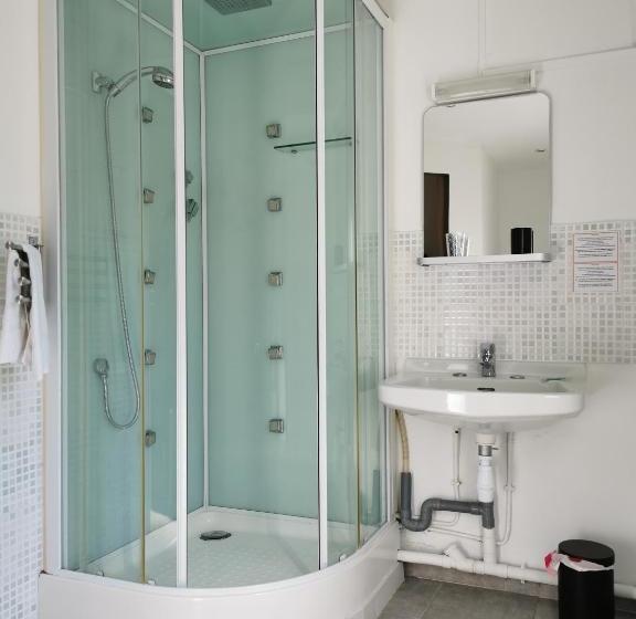 Отель Le Saint Jean