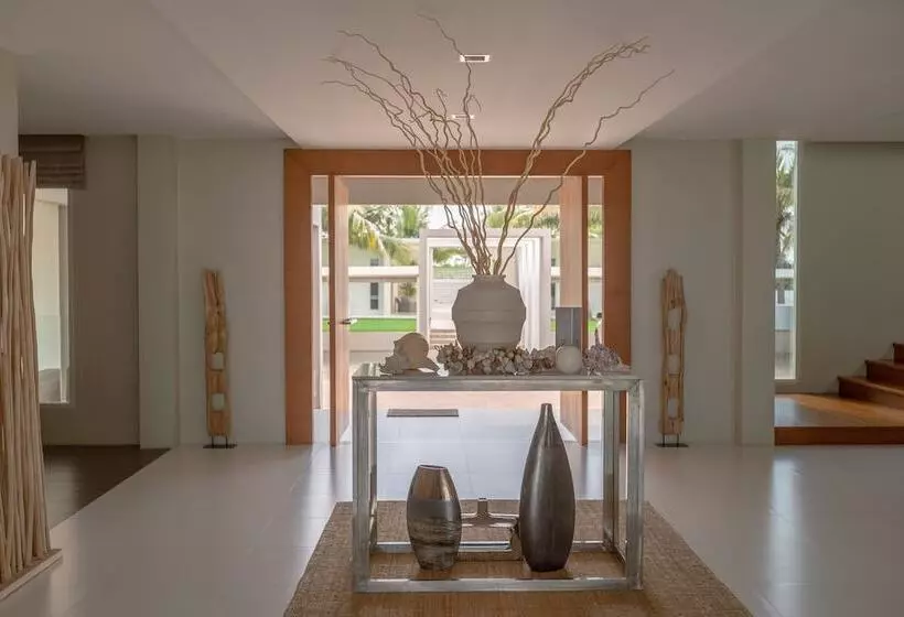 هتل Vela Villa Chaam