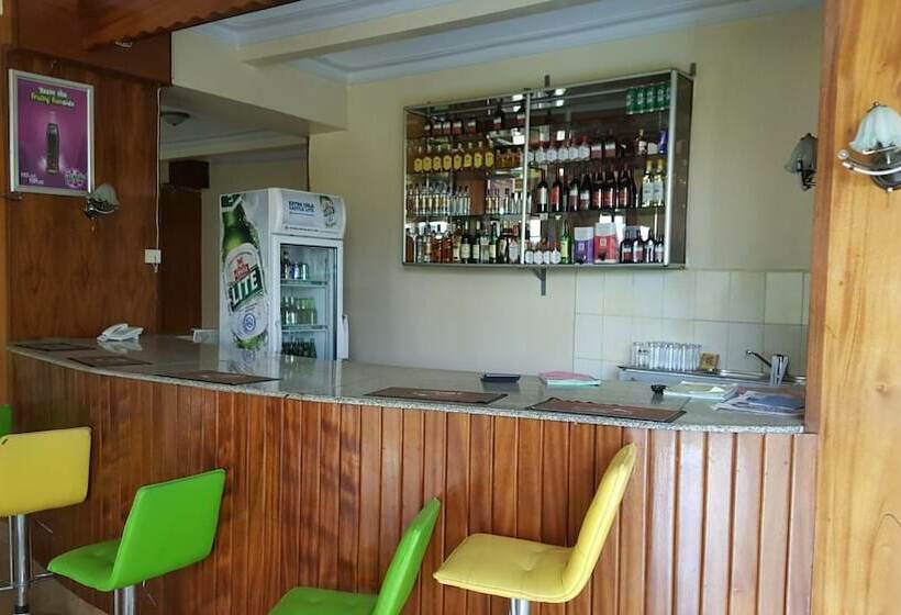 هتل Western Meridian