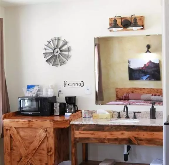 Motelli Hurricane Hideaway Lodging