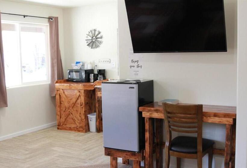 מוטל Hurricane Hideaway Lodging