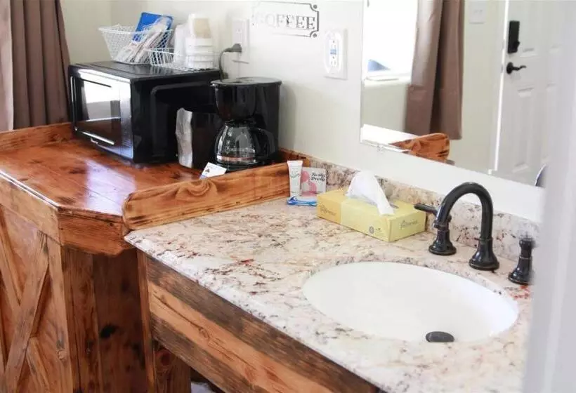 Motelli Hurricane Hideaway Lodging