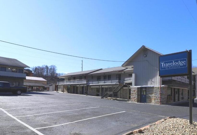 汽车旅馆  Bishop Inn Downtown Gatlinburg