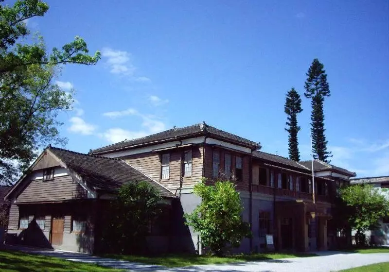 Near B&b 2283