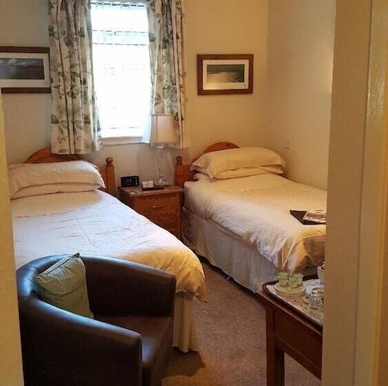 Whitecroft Bed And Breakfast