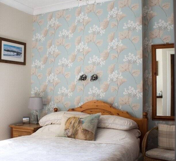 Whitecroft Bed And Breakfast