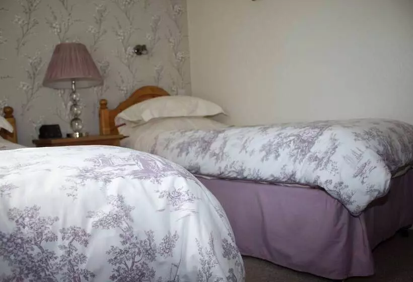 Whitecroft Bed And Breakfast