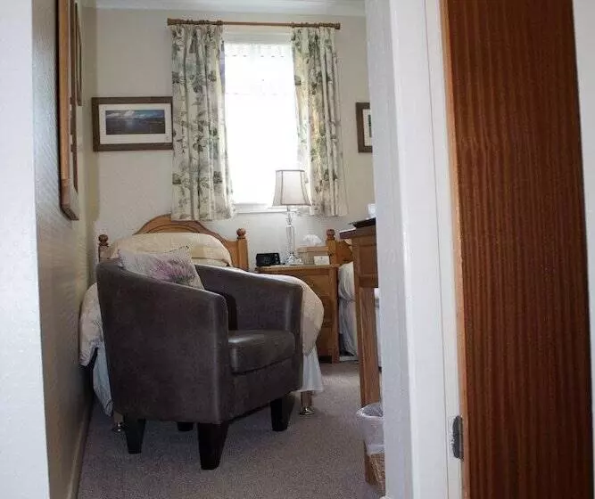 Whitecroft Bed And Breakfast