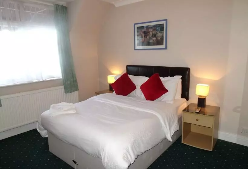 Aamiaismajoitus (B&B) Aj Lodge