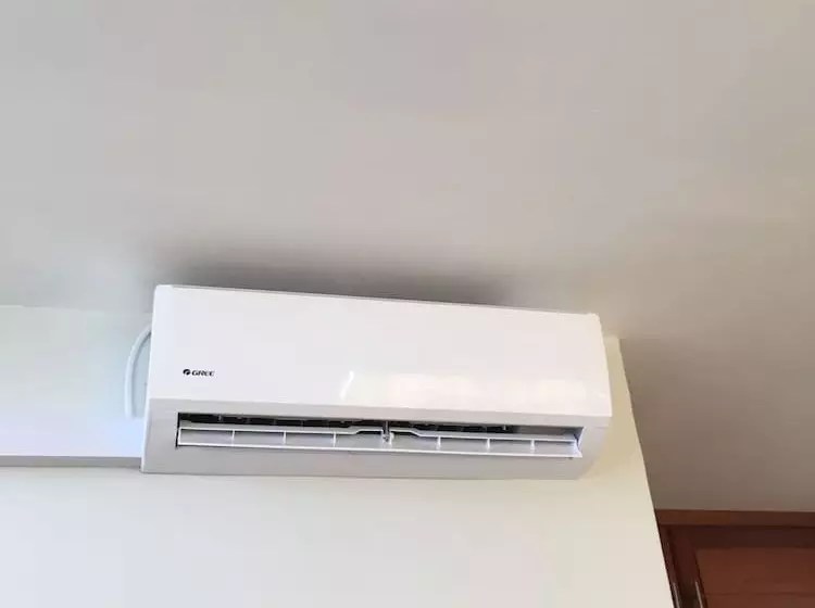 تختخواب و صبحانه Ambiere House