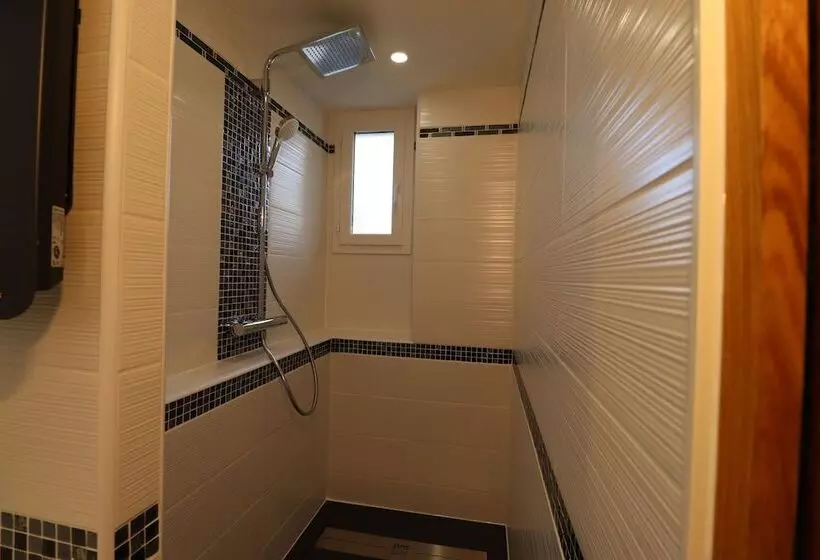 ベッドアンドブレックファースト Le Lotus Blanc