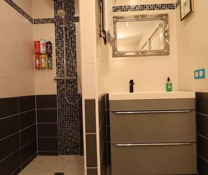 ベッドアンドブレックファースト Le Lotus Blanc