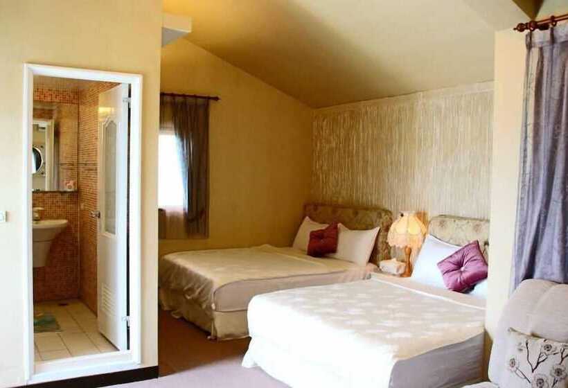 تختخواب و صبحانه Maple