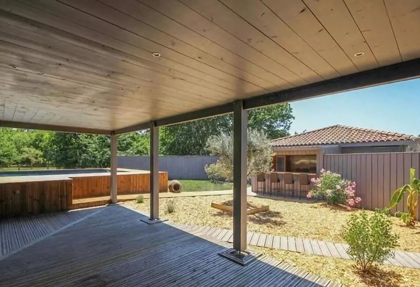 Aamiaismajoitus (B&B) Villa Maya Uma