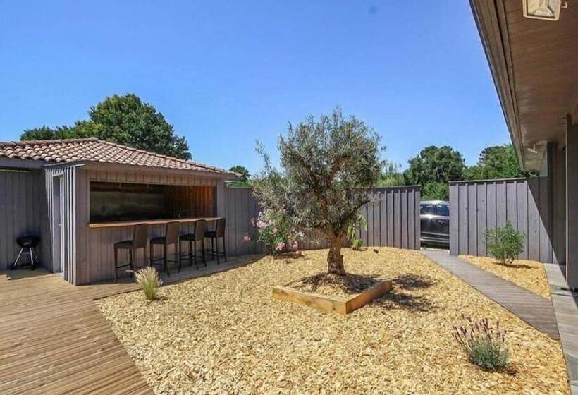 住宿加早餐  Villa Maya Uma