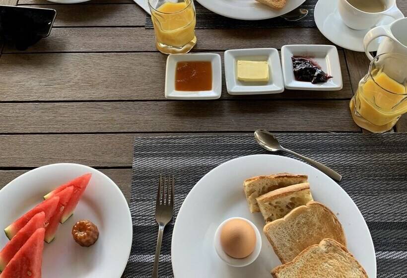 住宿加早餐  Villa Maya Uma