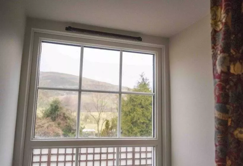 ホテル Cross Keys Inn Ettrickbridge