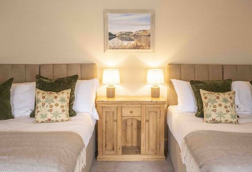 Hotelli Cross Keys Inn Ettrickbridge