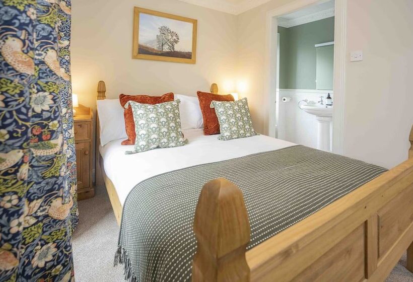 Hotelli Cross Keys Inn Ettrickbridge