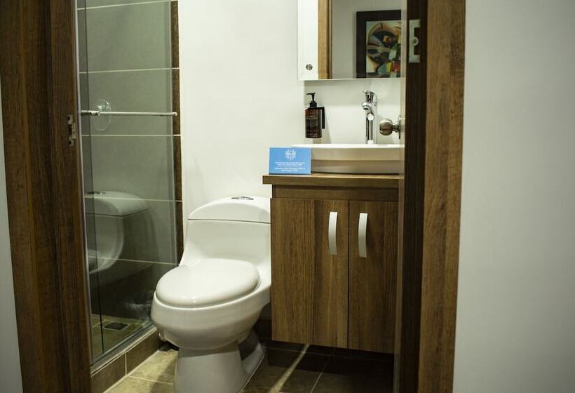 Hotel Inversiones El Reloj Sas