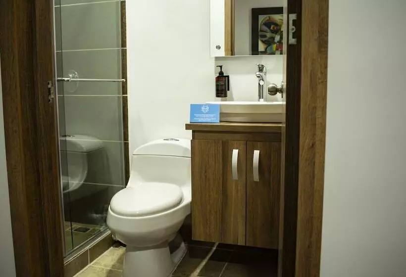 ホテル Inversiones El Reloj Sas