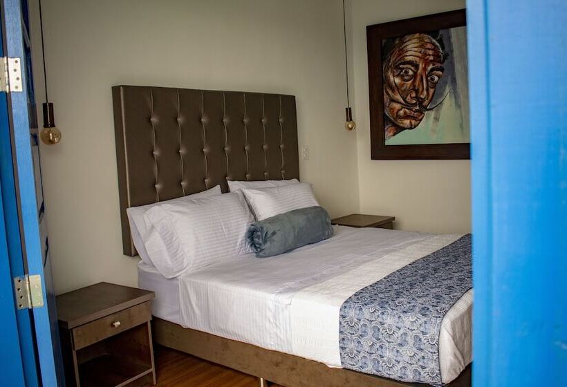 Hotel Inversiones El Reloj Sas