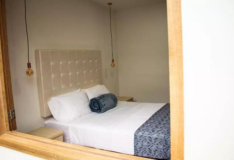 ホテル Inversiones El Reloj Sas