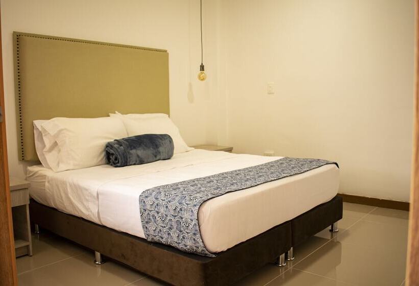 هتل Inversiones El Reloj Sas