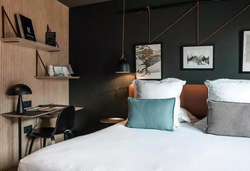 هتل Hôtel Mil8