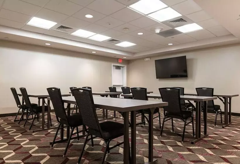 هتل Residence Inn By Marriott Toledo West