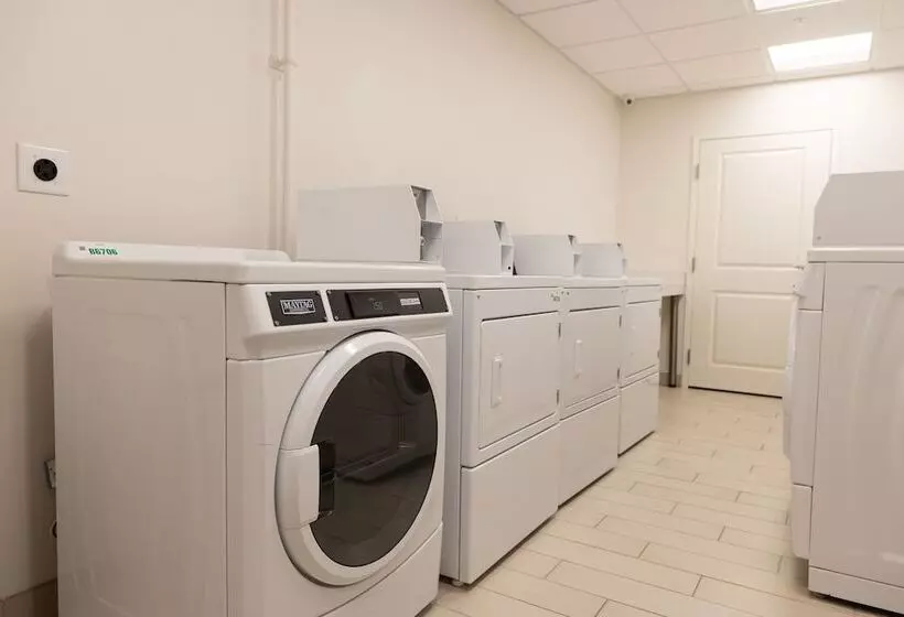 هتل Residence Inn By Marriott Toledo West