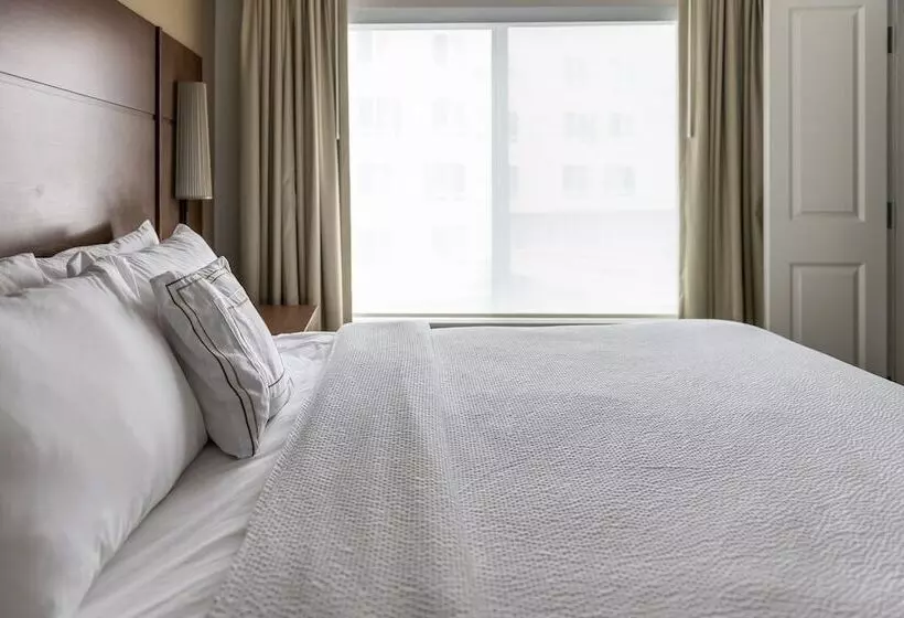 هتل Residence Inn By Marriott Toledo West