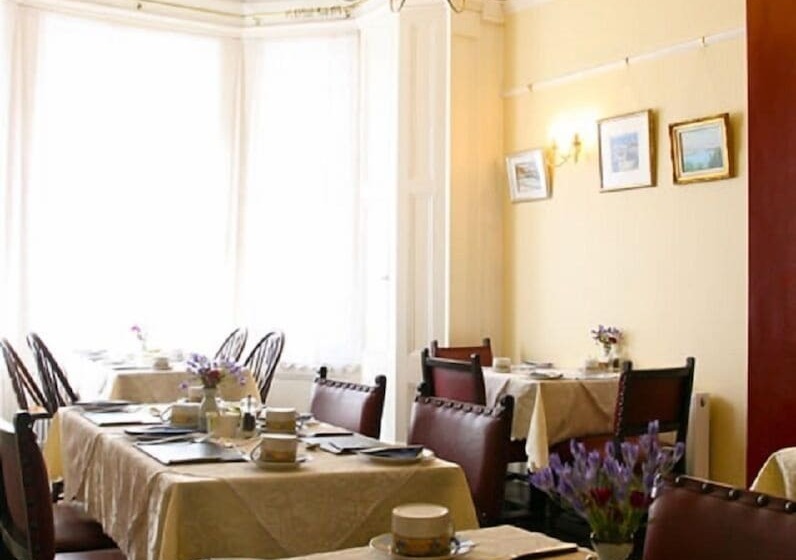 بنسيون Melrose Guest House