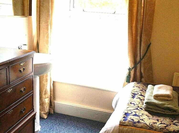 بنسيون Melrose Guest House