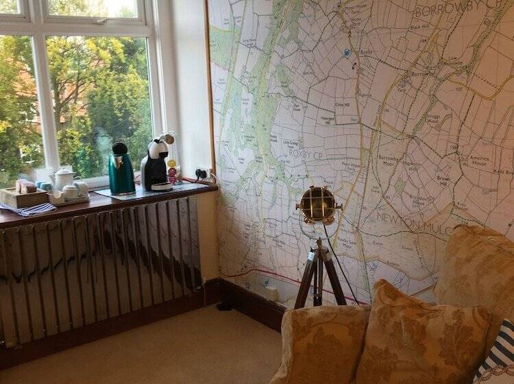 פנסיון The Firs Guesthouse