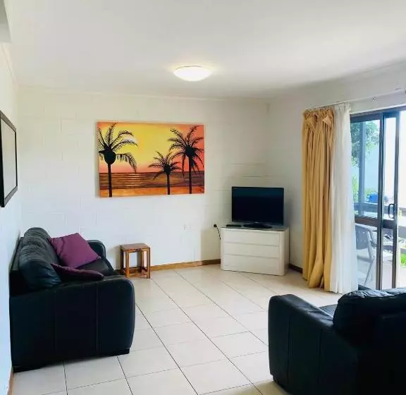 Airlie Beach Apartments