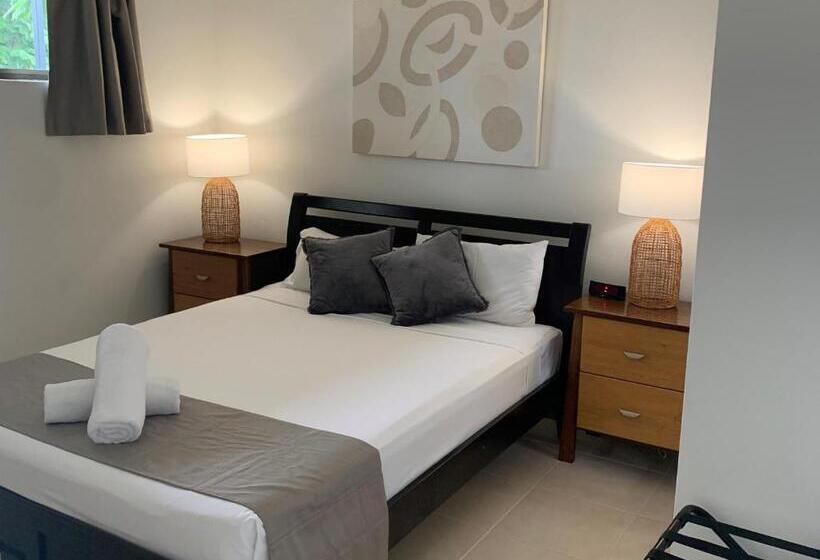 Airlie Beach Apartments