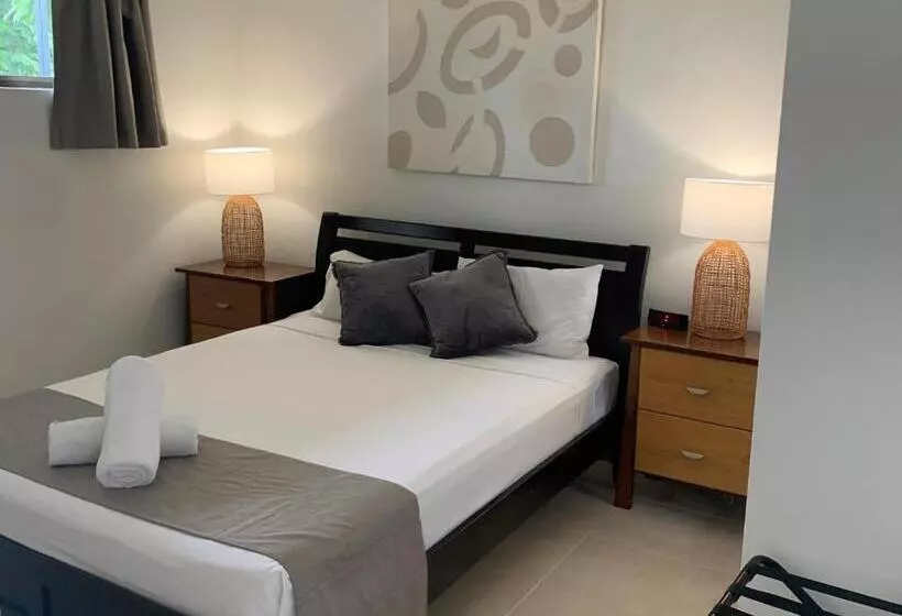 Airlie Beach Apartments
